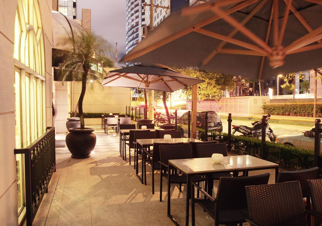 Gran Estanplaza Berrini Hotel Сао Паоло Екстериор снимка The outdoor patio at the restaurant
