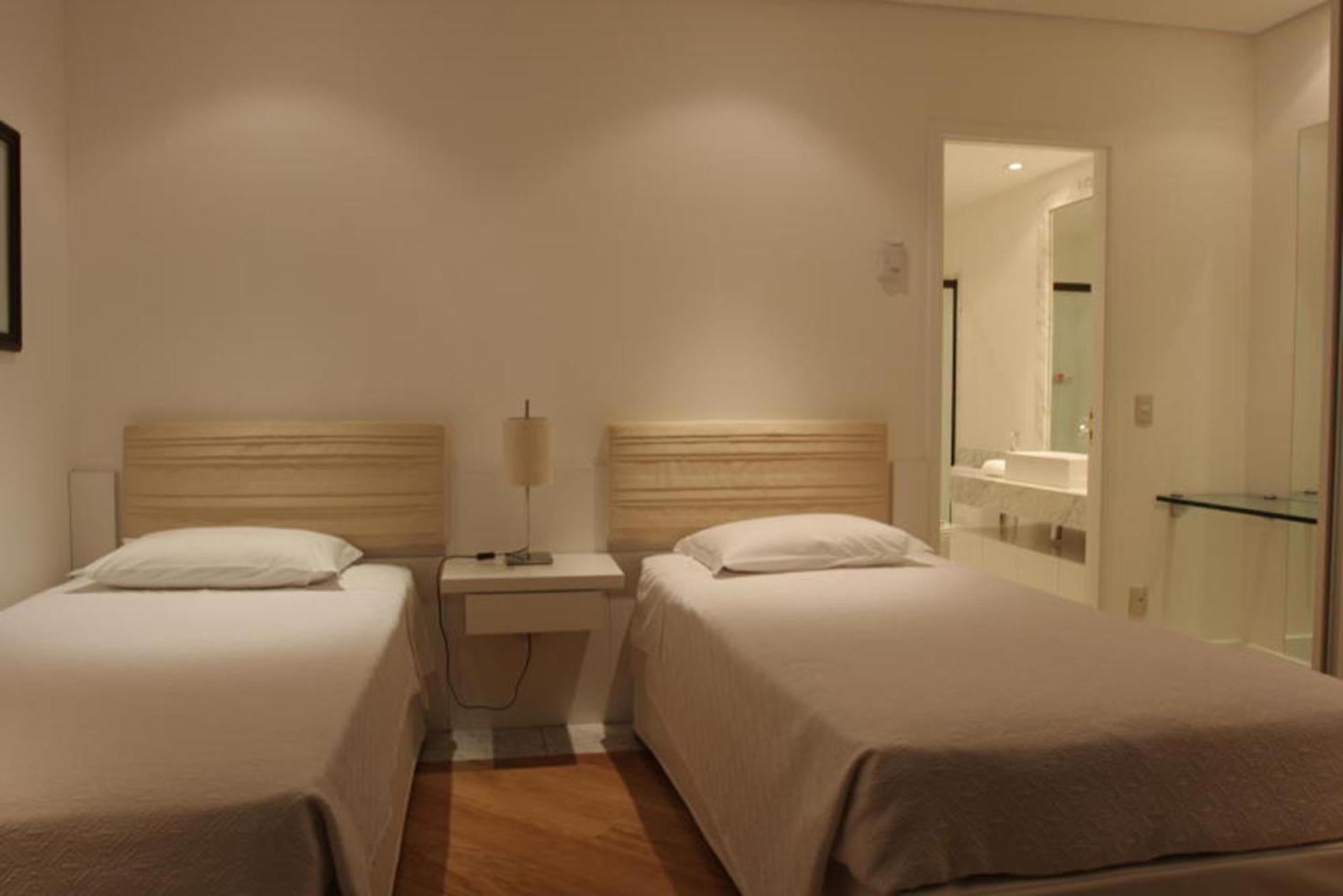 Gran Estanplaza Berrini Hotel Сао Паоло Стая снимка A room at the hotel